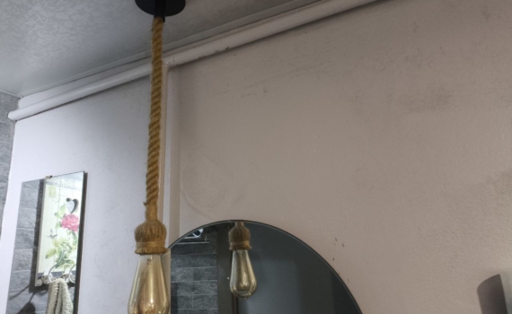 Забудьте о лампочках: что придет на смену люстре? Как светильник расскажет историю интерьера Забудьте о лампочках: что придет на смену люстре? Как светильник расскажет историю интерьера