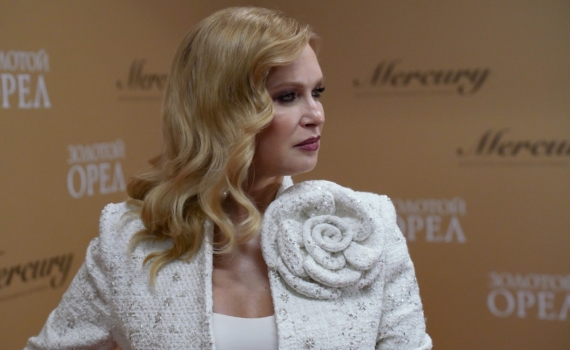 Три ошибки в макияже после 50, которые старят вместо того, чтобы освежать