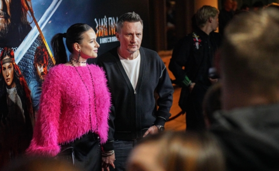 Не Барби, а baby pink: 5 способов носить зефирно-розовый весной 2026 и выглядеть по-взрослому Не Барби, а baby pink: 5 способов носить зефирно-розовый весной 2026 и выглядеть по-взрослому